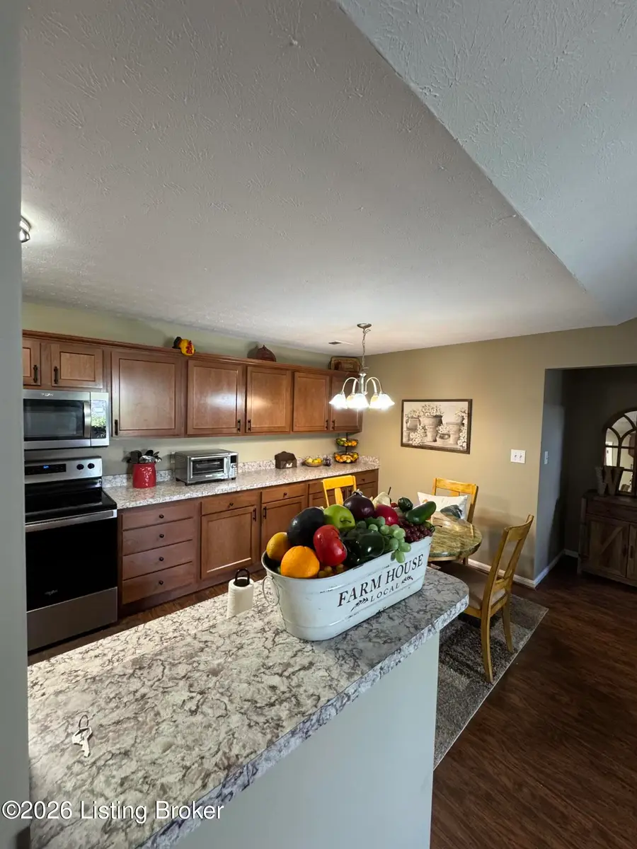 9903 Whitney Springs Way #201, Louisville, KY 40291 - #3