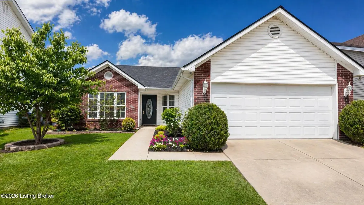 5925 Grandel Meadow Ct, Louisville, KY 40258 - #1