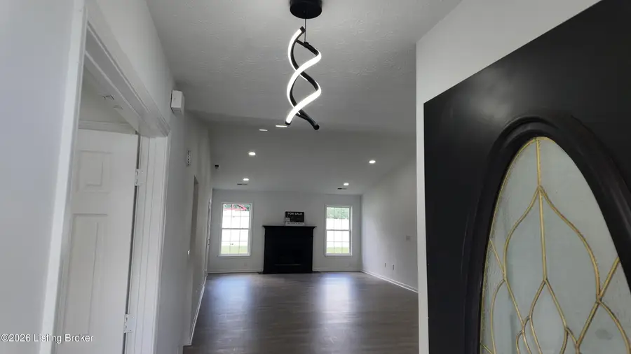 5925 Grandel Meadow Ct, Louisville, KY 40258 - #3