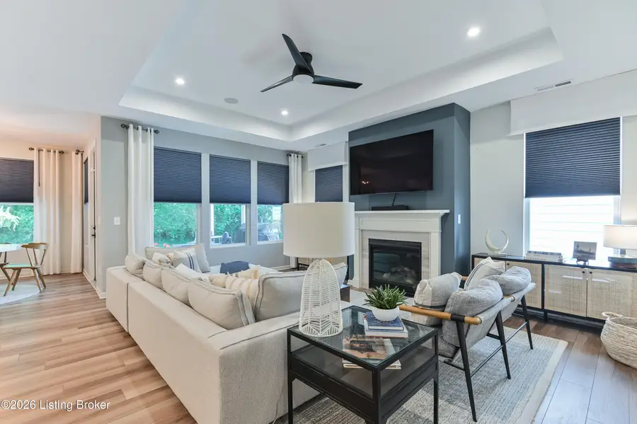 3602 Fordham Park Dr, Louisville, KY 40245 - #3