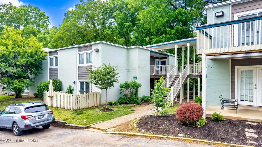 1815 Gardiner Ln #APT G64, Louisville, KY 40205 - #3