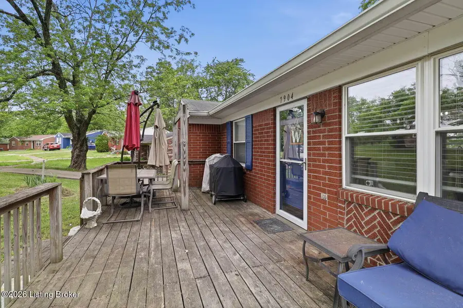 7904 Candleglow Ln, Louisville, KY 40214 - #3