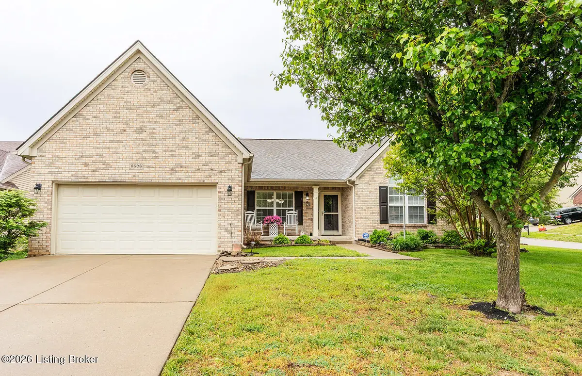 8506 Hunting Stock Pl, Louisville, KY 40291 - #1