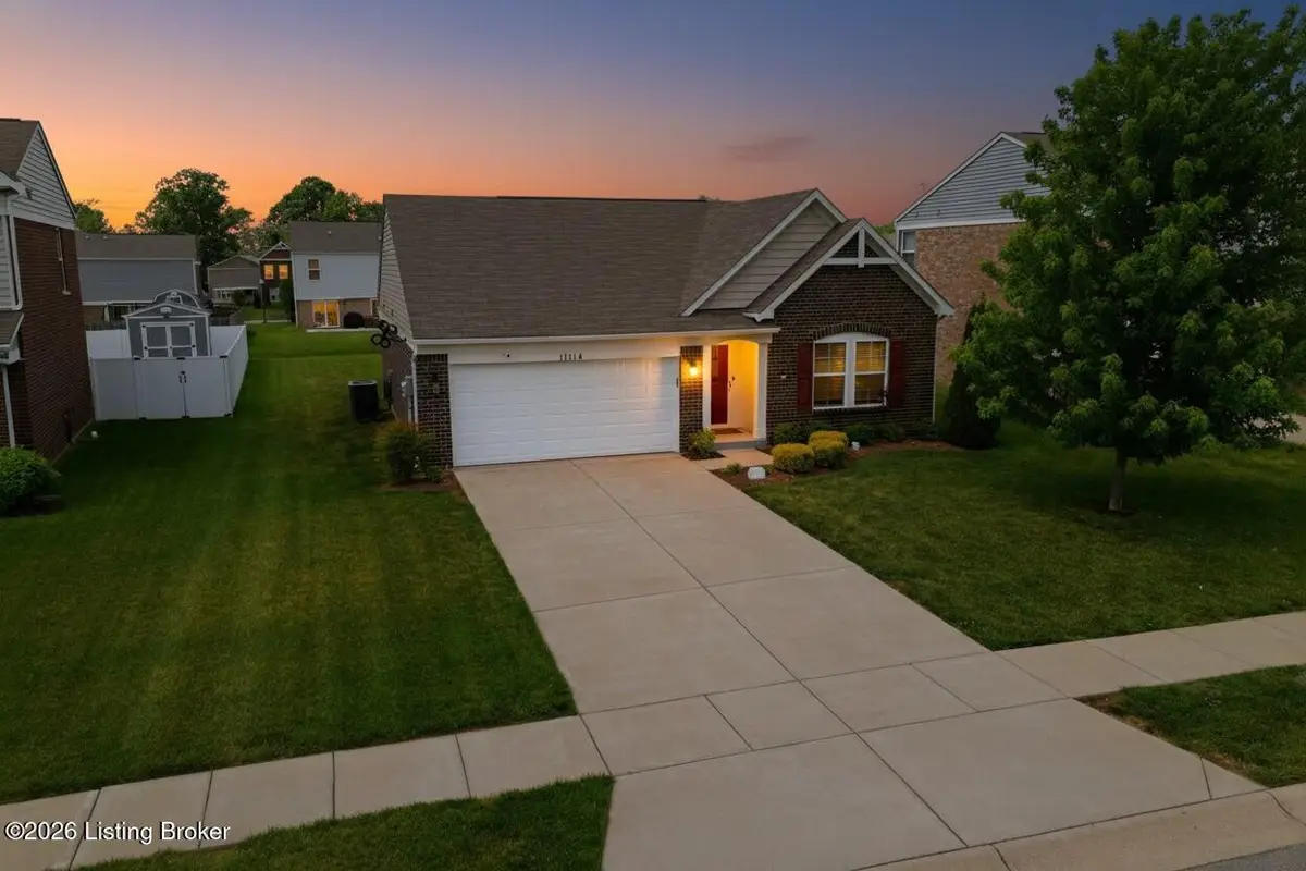 11114 Remembrance Ln, Louisville, KY 40229 - #1