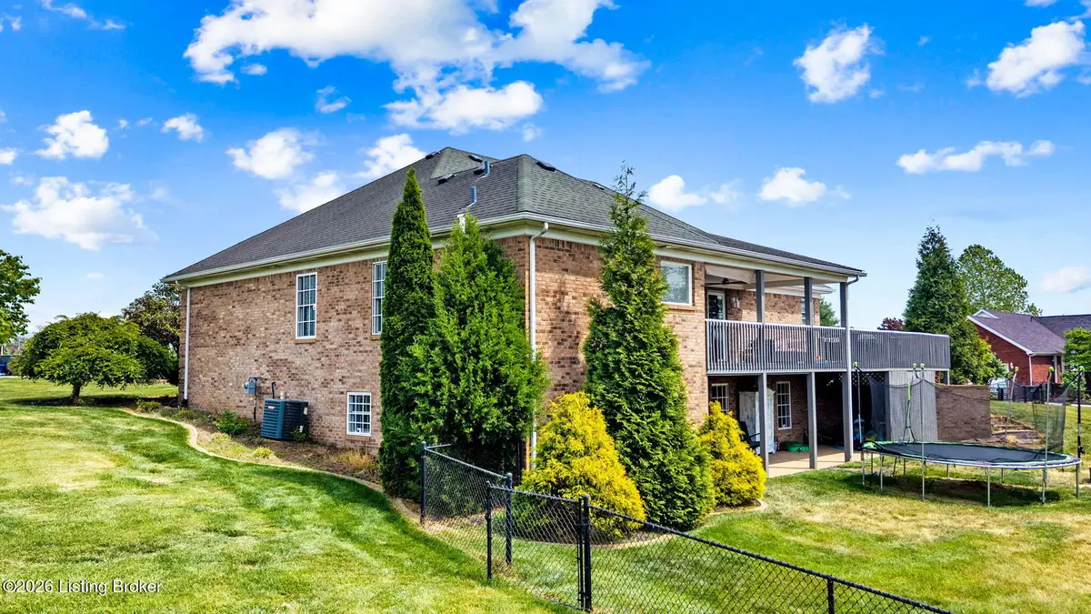176 Mill Trace Ct, Shepherdsville, KY 40165 - #1