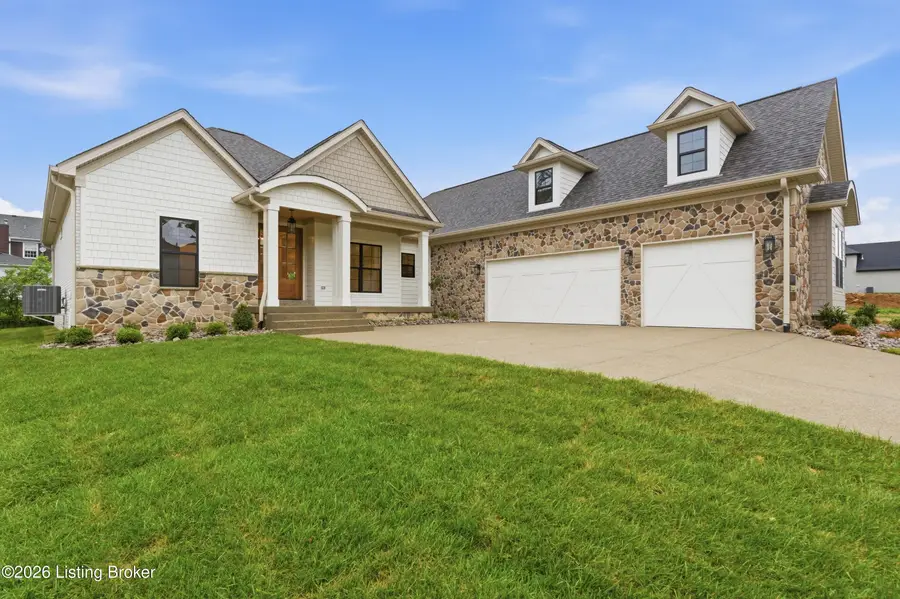15117 Beckley Springs Dr, Louisville, KY 40245 - #2