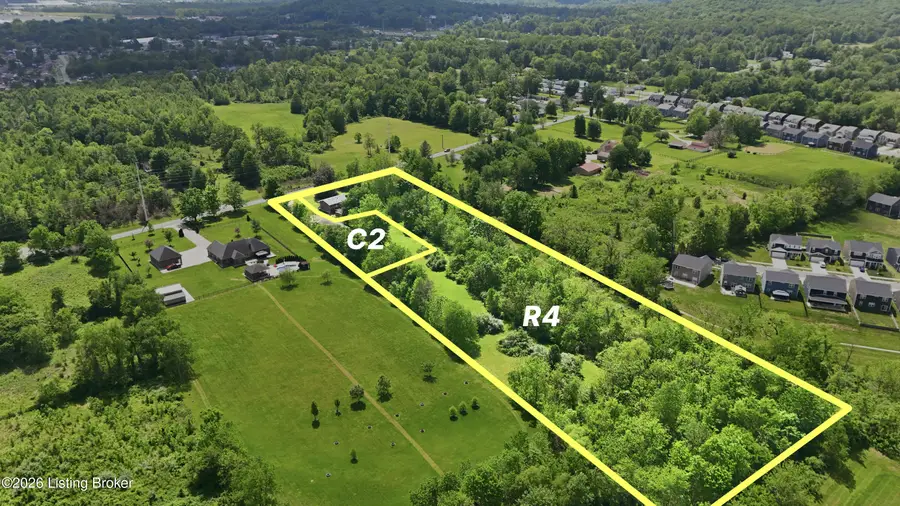 4001 Mud Ln, Louisville, KY 40229 - #3