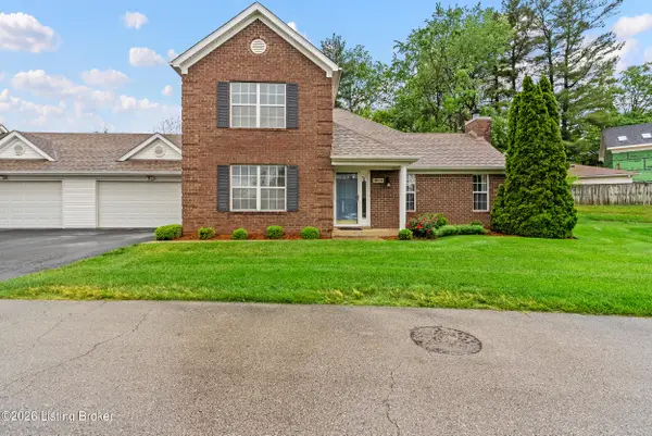 1608 Eagle Nest Way, Lyndon, KY 40222