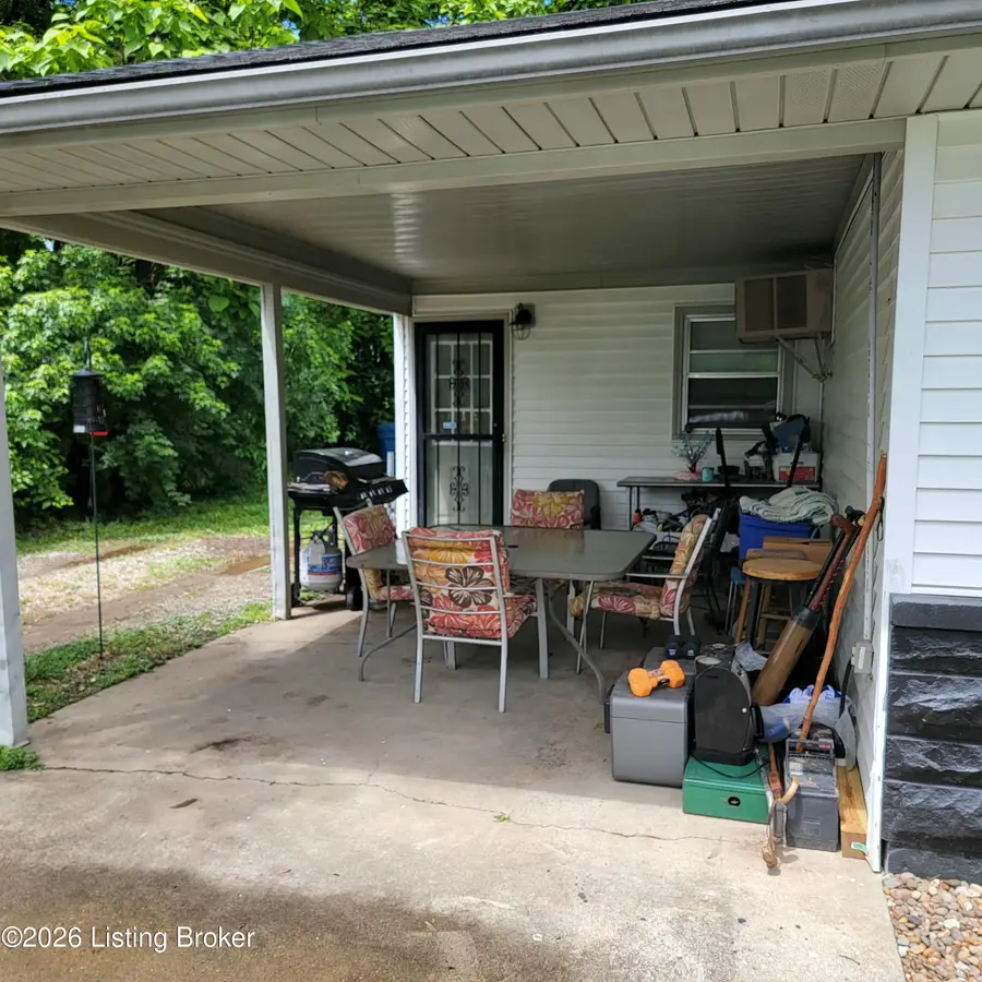 13306 Girvan Ave, Louisville, KY 40272 - #2