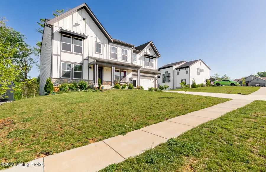 108 Strawberry Field Dr, Mount Washington, KY 40047 - #2