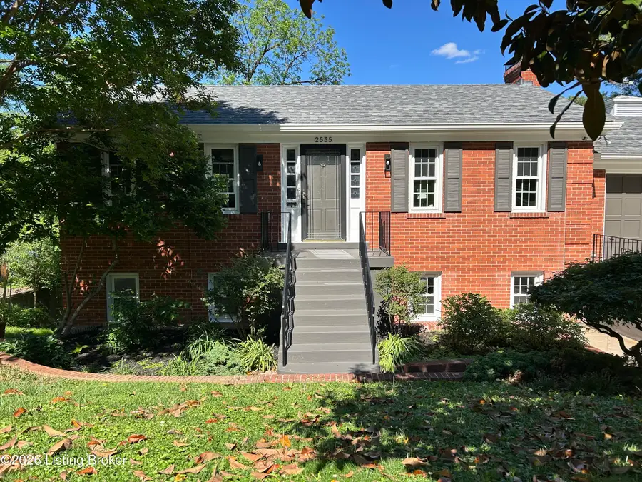 2535 Saratoga Dr, Louisville, KY 40205 - #2