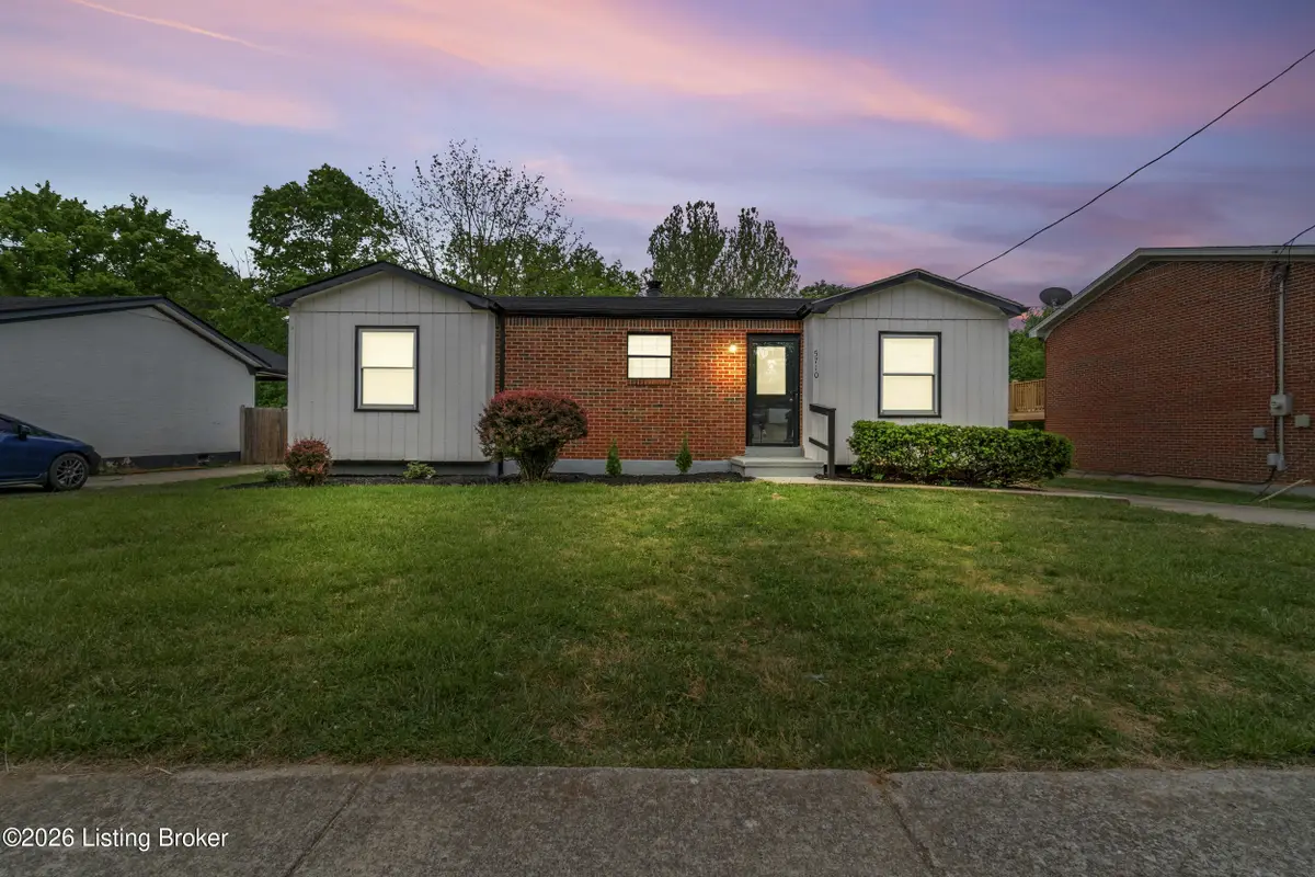 5710 Midnight Ln, Louisville, KY 40229 - #1