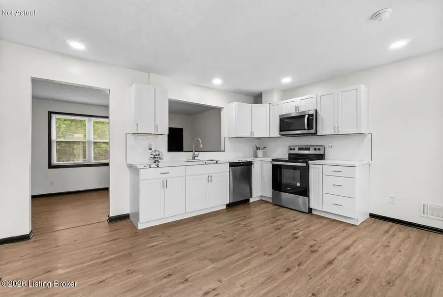 5710 Midnight Ln, Louisville, KY 40229 - #2
