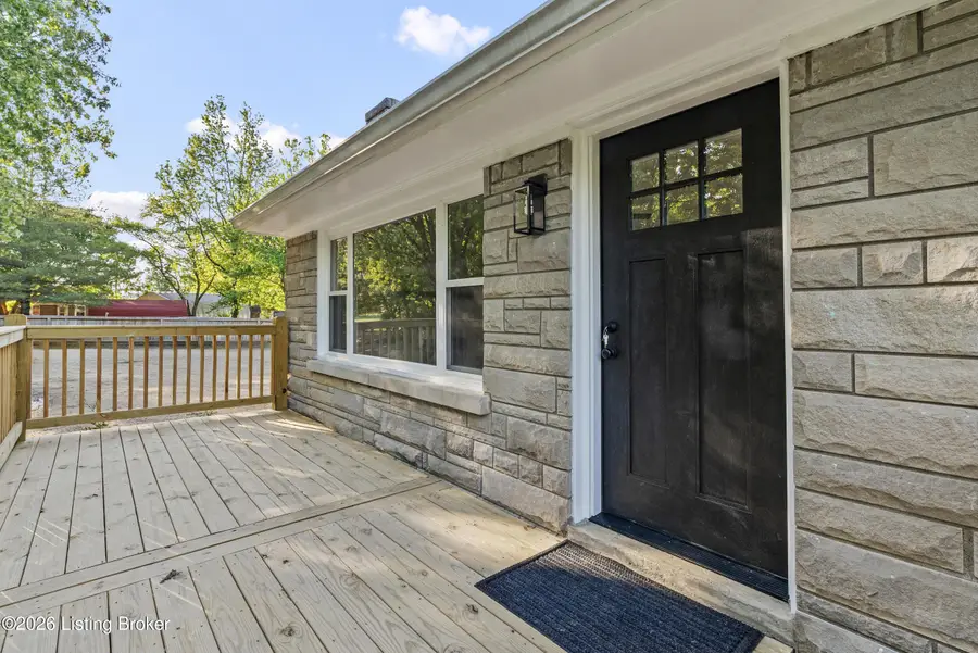 9209 W Manslick Rd, Louisville, KY 40272 - #2