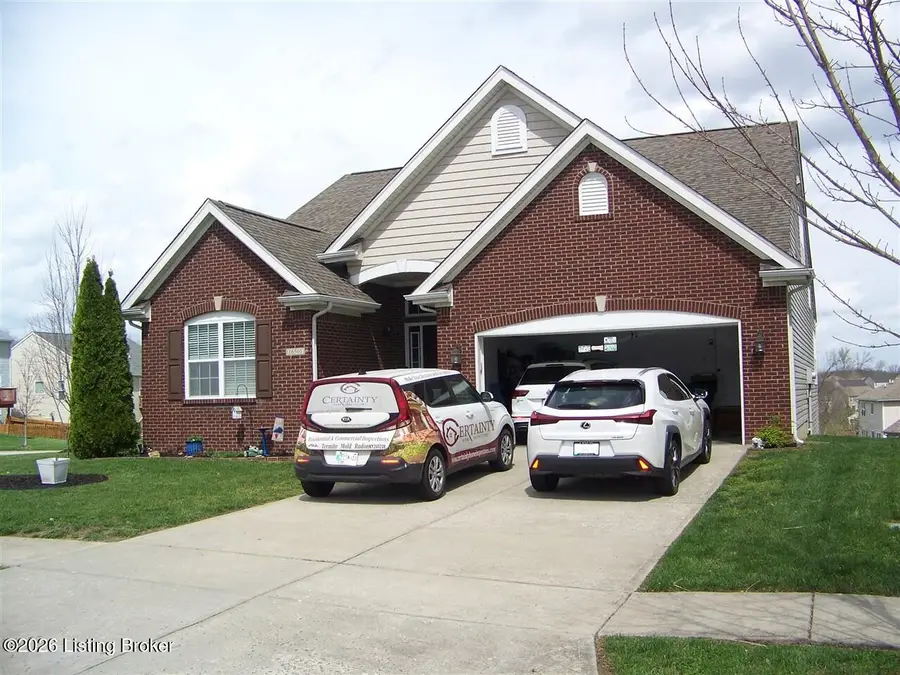 16501 Rockcrest View Ln, Louisville, KY 40245 - #2