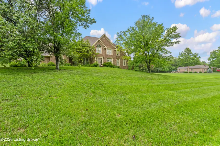 155 Briarcliff Ct, Mount Washington, KY 40047 - #3