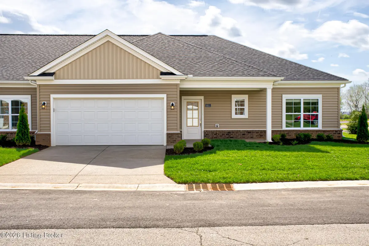 10211 Lark Meadow Dr, Louisville, KY 40291 - #1