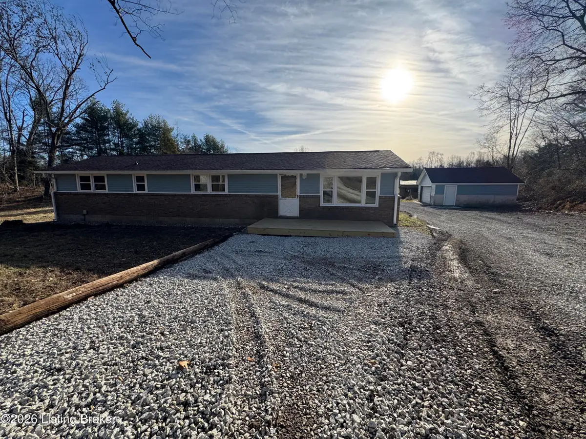 215 Meade-springs Rd, Brandenburg, KY 40108 - #1