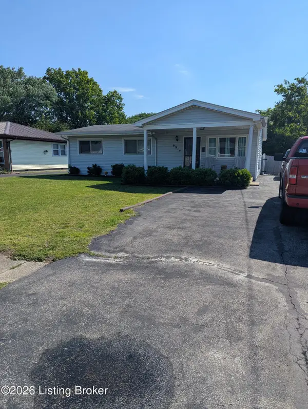 9914 Scrim Ave, Louisville, KY 40272