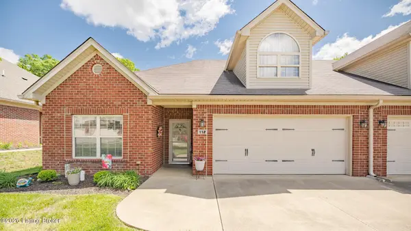 112 Twin Springs Ct, Shelbyville, KY 40065