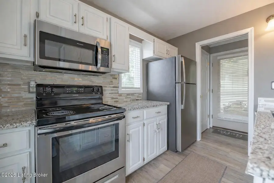 414 Rosewood Ct, Louisville, KY 40223 - #3