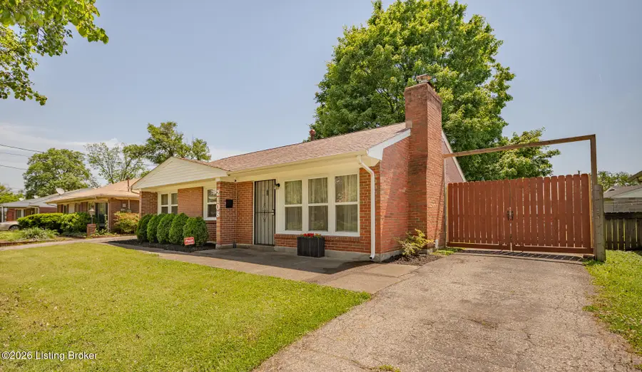 2108 Goldsmith Ln, Louisville, KY 40218 - #2