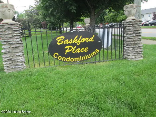 1827 Bashford Manor Ln #APT 1, Louisville, KY 40218 - #1