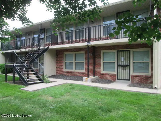 1827 Bashford Manor Ln #APT 1, Louisville, KY 40218 - #2