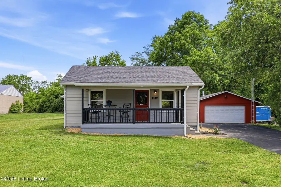 2813 Tucker Station Rd, Jeffersontown, KY 40299 - #2