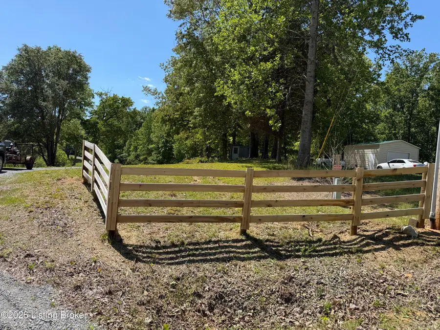 2664 Watershed Rd, Caneyville, KY 42721 - #2