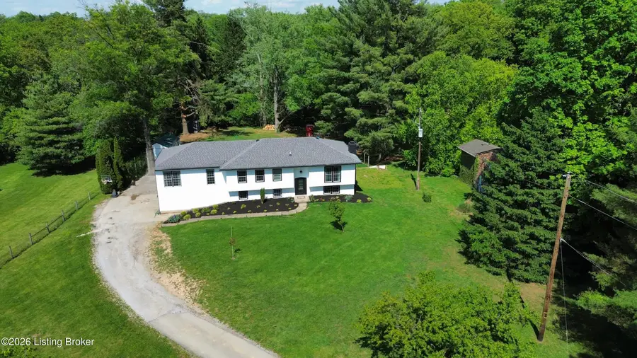 325 Central Ave, Pewee Valley, KY 40056 - #3