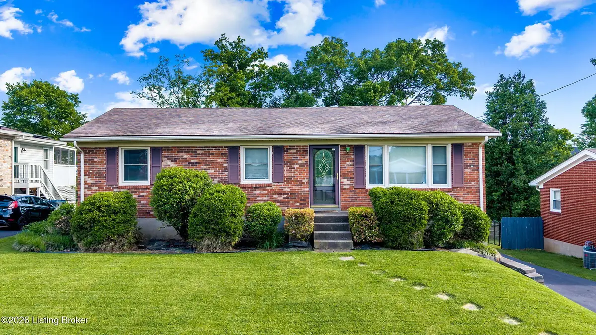 6002 Whispering Hills Blvd, Louisville, KY 40219 - #1