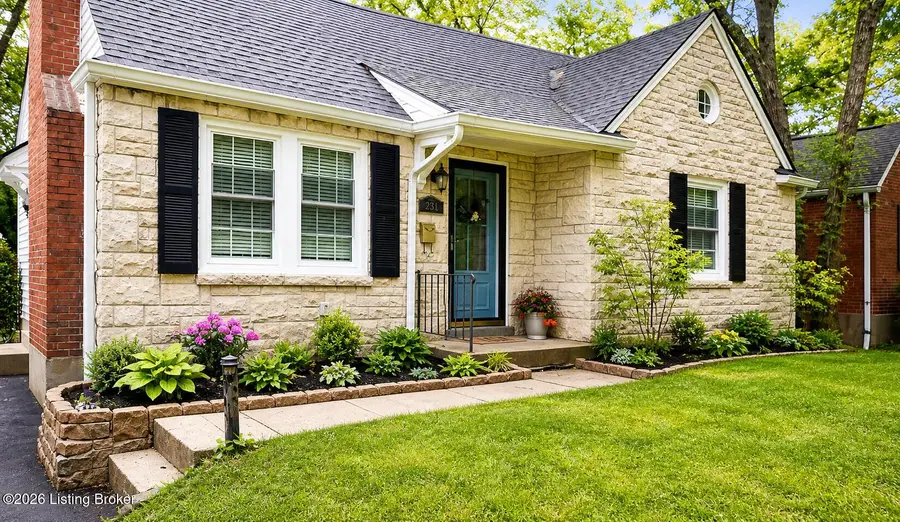 231 S Hubbards Ln, Louisville, KY 40207 - #3