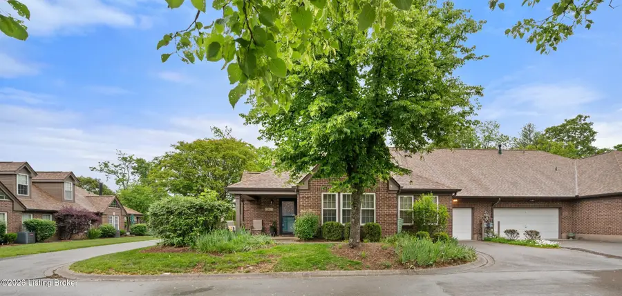 901 Eastbridge Ct, Louisville, KY 40223 - #2