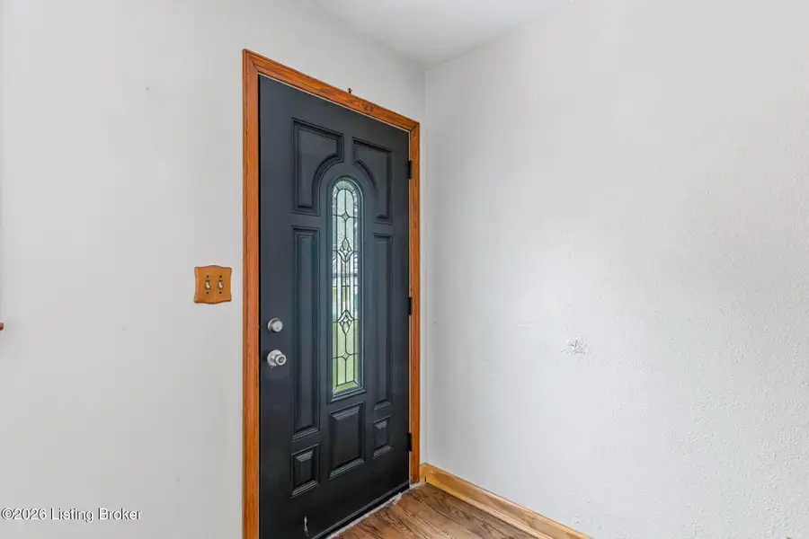 7710 Carnation Dr, Louisville, KY 40258 - #3