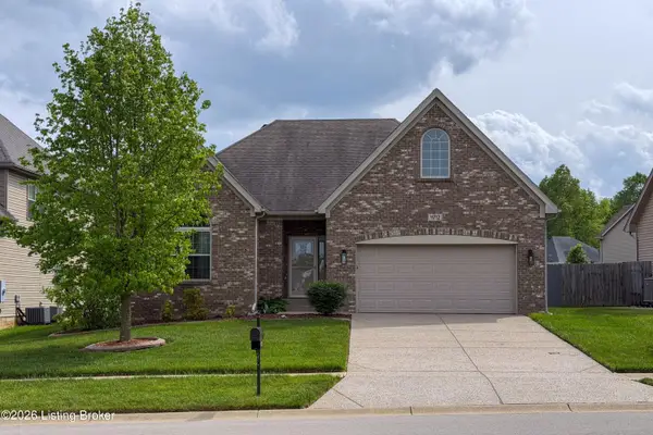 11712 English Meadow Dr, Louisville, KY 40229