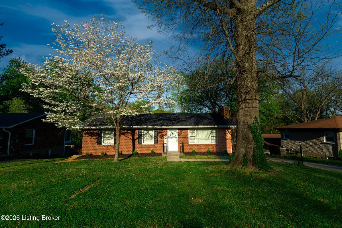 4309 Southridge Dr, Louisville, KY 40272 - #1