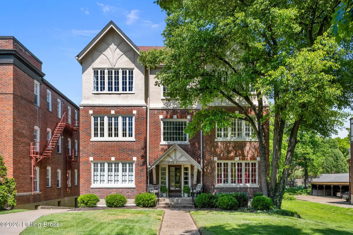 2053 Douglass Blvd #APT 3, Louisville, KY 40205 - #1
