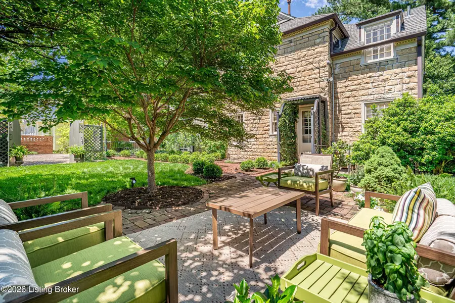 2942 Lexington Rd, Louisville, KY 40206 - #3
