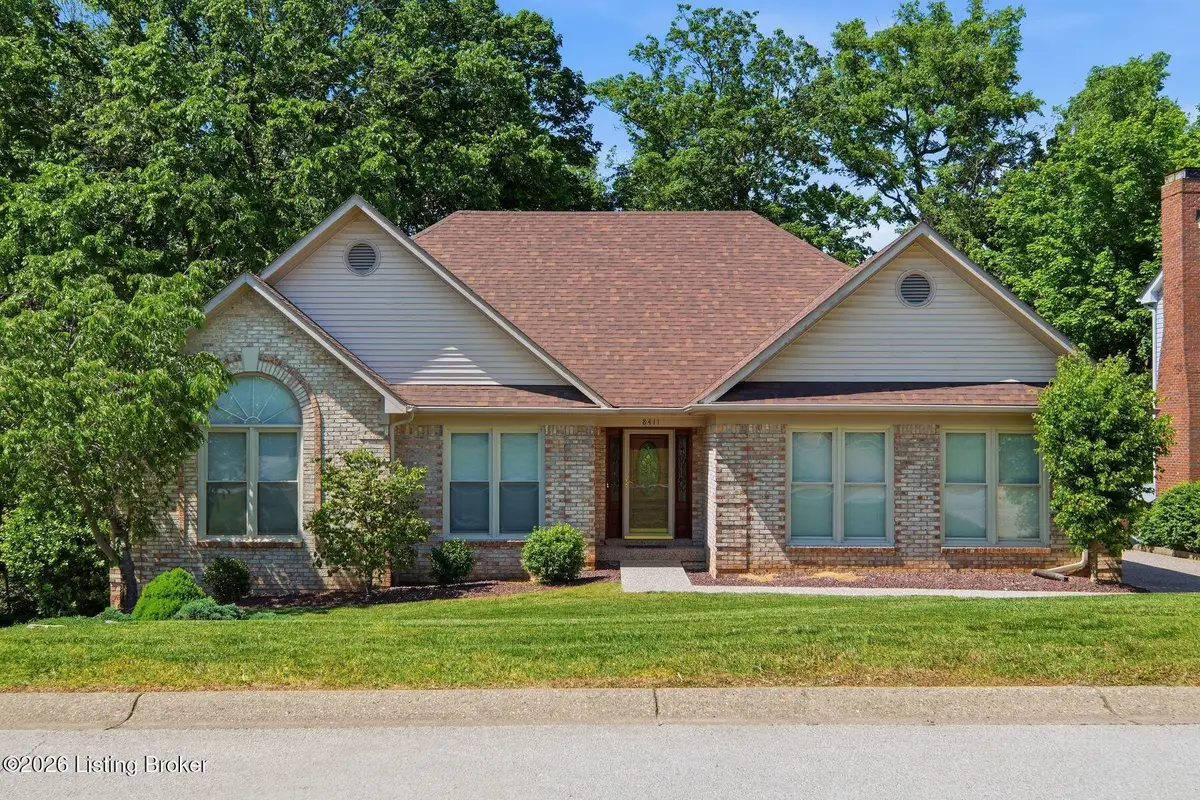 8411 Lacevine Pl, Louisville, KY 40220 - #1