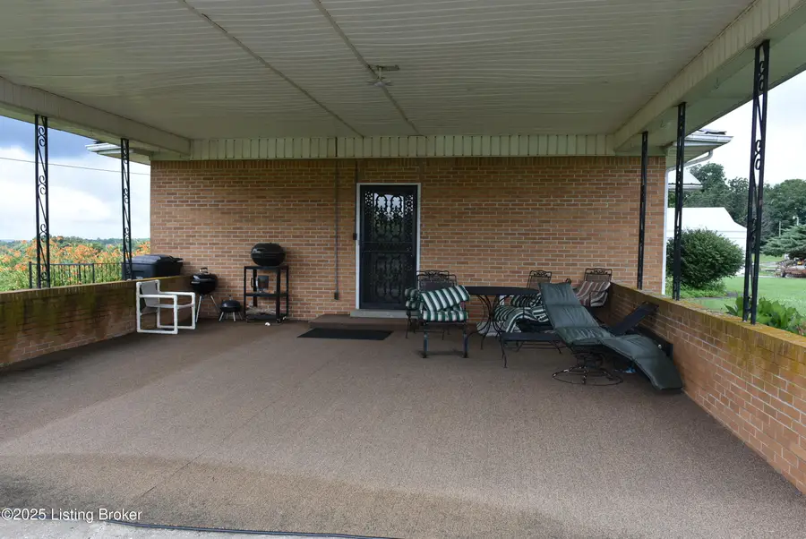 2805 Columbia Rd, Edmonton, KY 42129 - #3