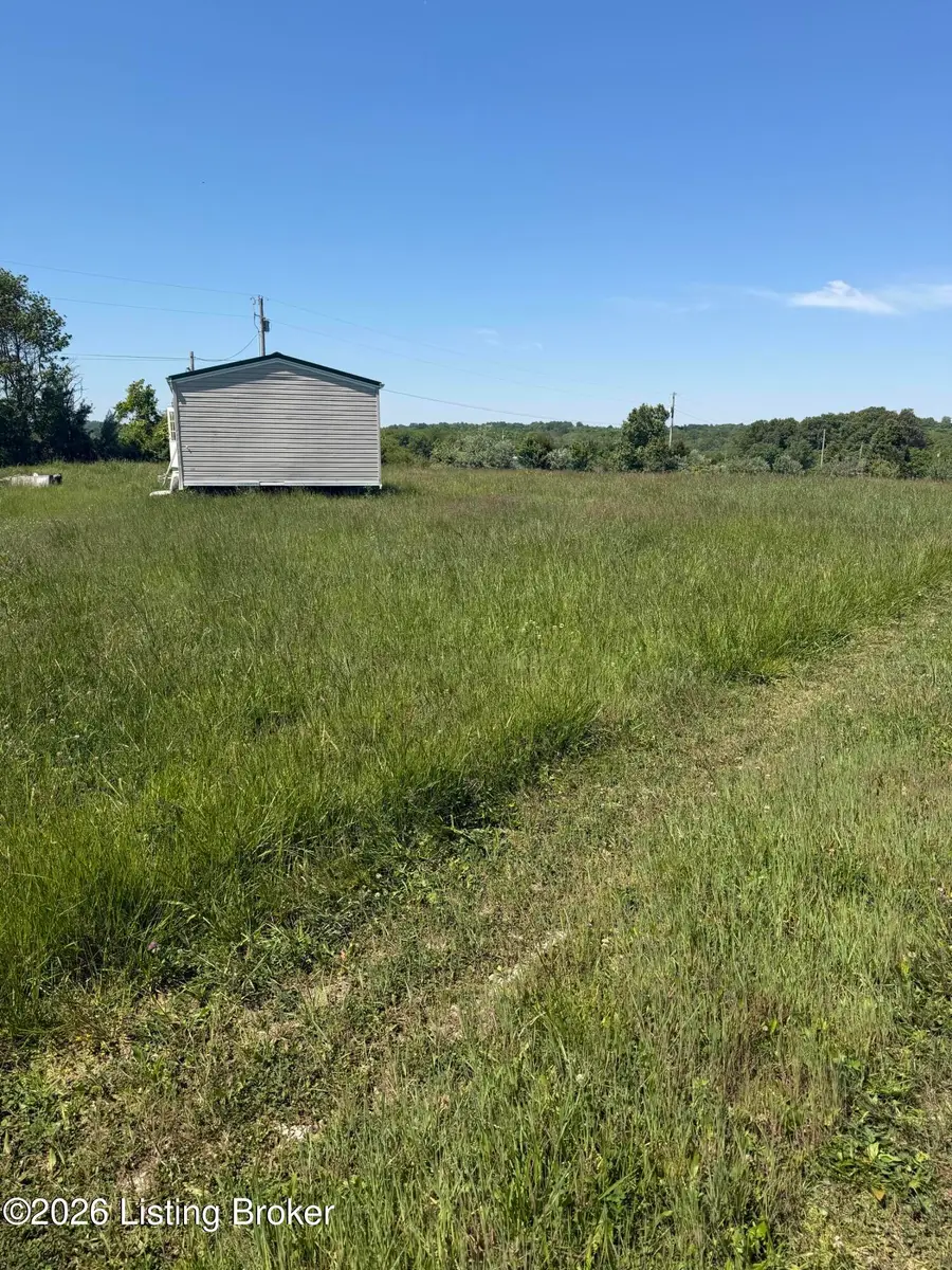 345 Thornhill Estates Ln, Irvington, KY 40146 - #2