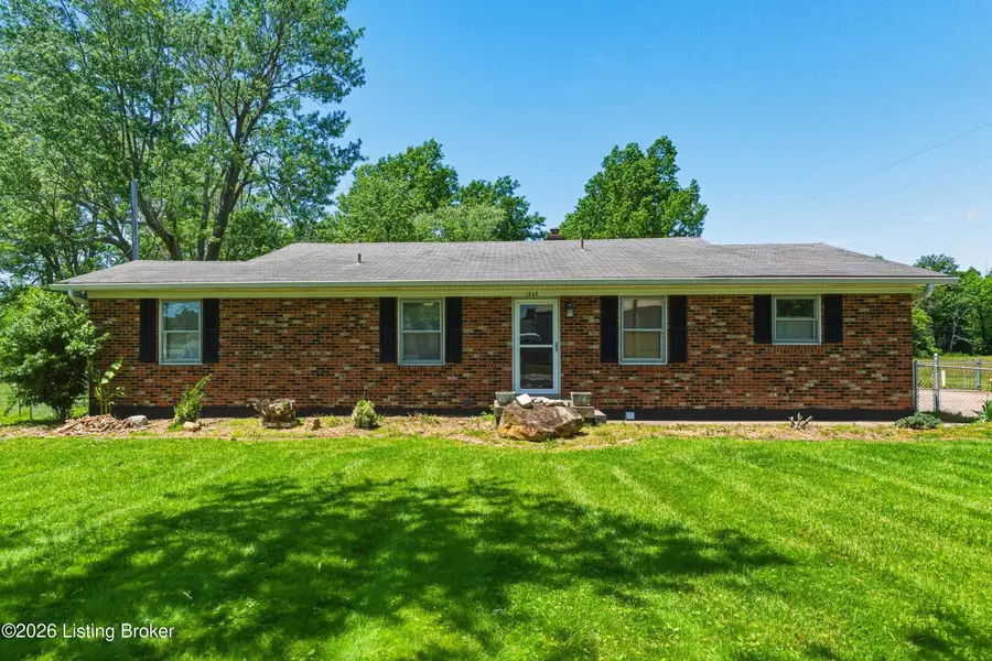 1545 Greenbriar Rd, Mount Washington, KY 40047 - #3