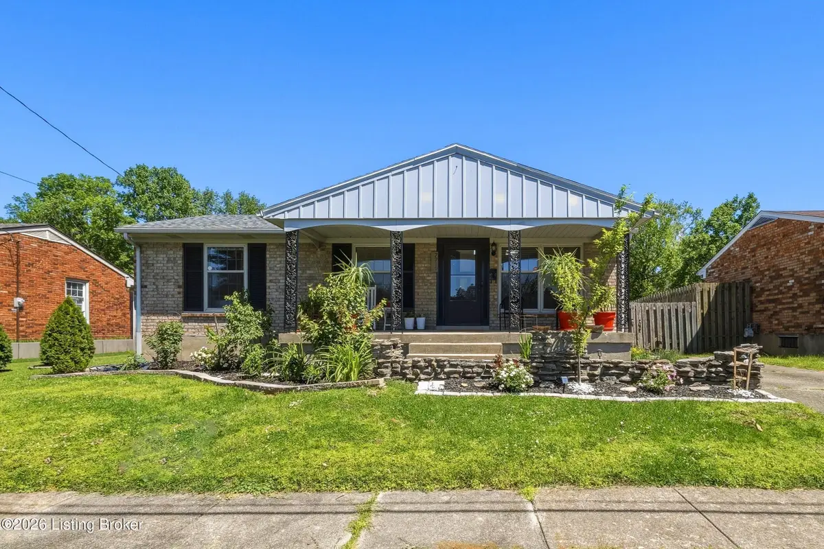 7719 Mackie Ln, Louisville, KY 40214 - #1
