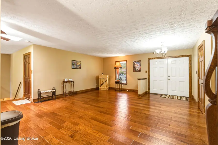 314 Bakers Ln, Louisville, KY 40214 - #2