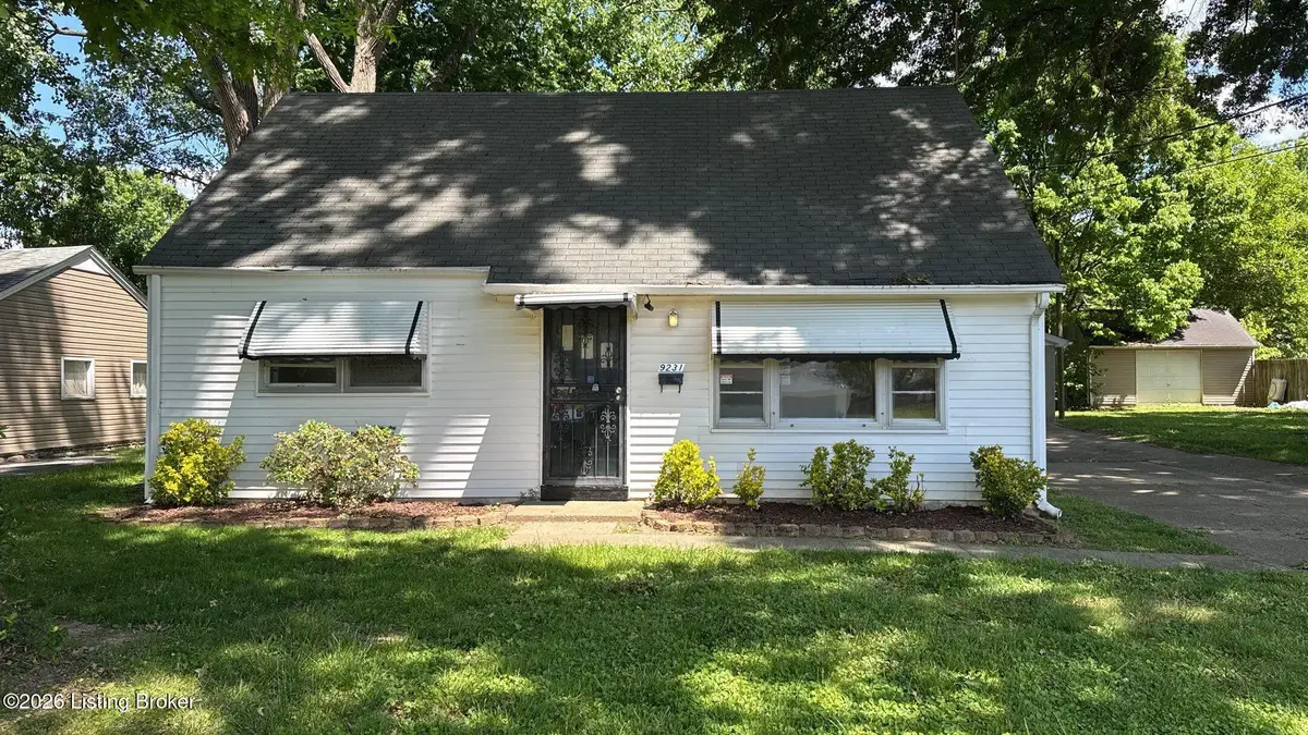 9231 Omar Khayyam Blvd, Louisville, KY 40272 - #1