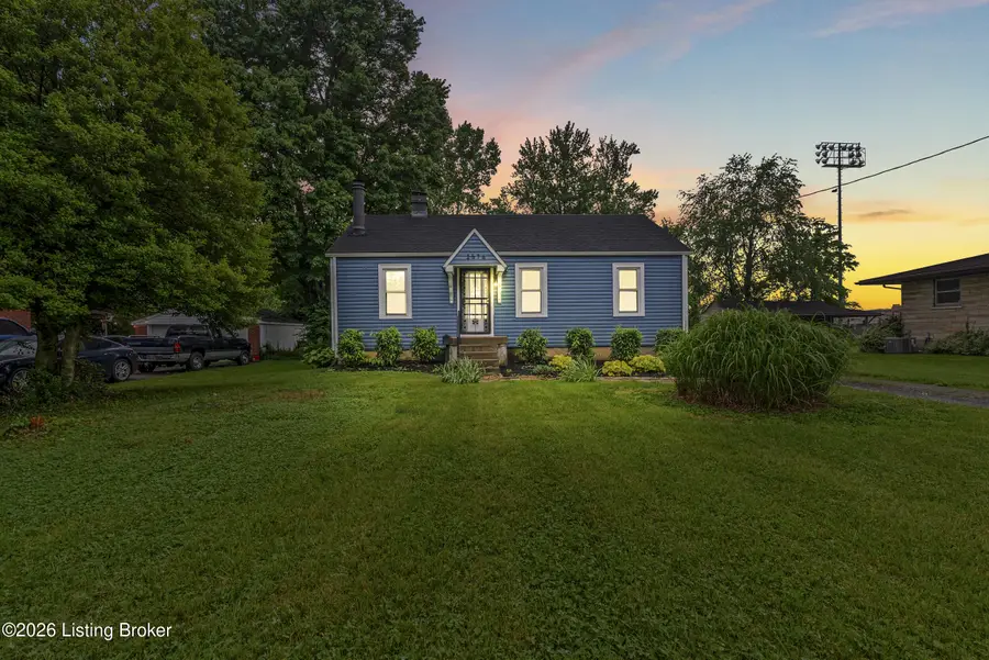 2576 Martin Ave, Louisville, KY 40216 - #2