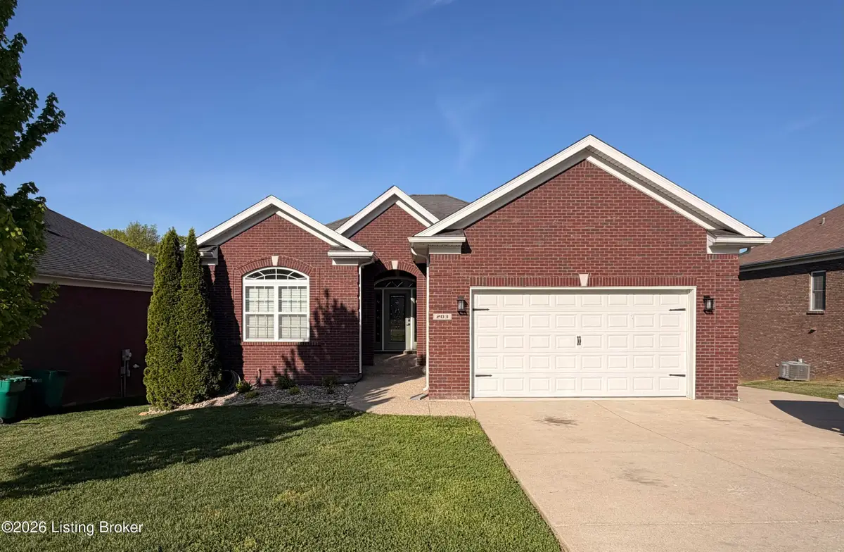 203 Deep Creek Dr, Shepherdsville, KY 40165 - #1