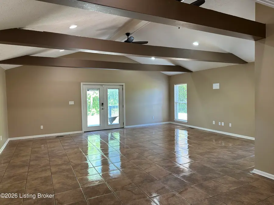 400 Glengarry Dr, Pond Creek, KY 40118 - #2