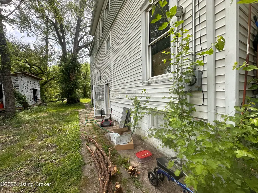3638 River Park Dr, Louisville, KY 40211 - #3